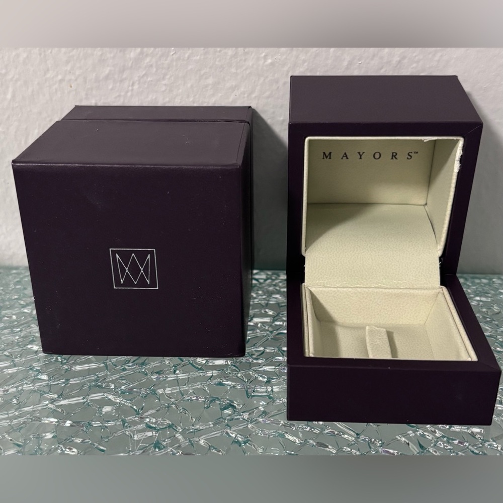 Mayor’s Jewelers Empty Ring Presentation Box & Dustbox ~In great condition
